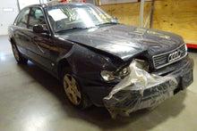 Load image into Gallery viewer, CD CHANGER Audi 90 100 A4 A6 S6 V8 92 93 94 95 96 97 98 - NW136062
