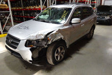 Load image into Gallery viewer, BODY CONTROL MODULE BCM COMPUTER Hyundai Santa Fe 07 08 09 - NW32284