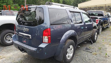 Load image into Gallery viewer, AC COMPRESSOR NV Pathfinder NV 1500 2500 3500 2005 05 06 07 08 09 10 - 13 - MM2435704