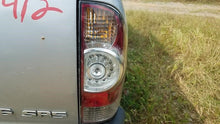 Load image into Gallery viewer, TRANSFER CASE Toyota Tacoma 2005 05 2006 06 2007 07 08 09 10 Manual 6 Cylinder - MM2468926