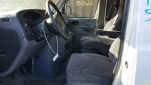 Load image into Gallery viewer, AC A/C AIR CONDITIONING COMPRESSOR 1500 Van 2500 Van 3500 Van 98-03 - MM2552781