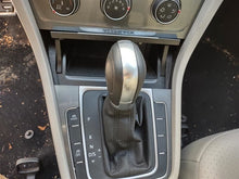 Load image into Gallery viewer, TRANSFER CASE Audi A3 TT Volkswagen Golf 15 16 17 18 19 - MM2563860