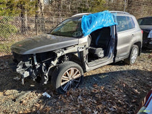 Load image into Gallery viewer, ENGINE MOTOR A3 Golf Golf GTI Tiguan 09 2009 10 2010 11 2011 2.0L - MM2598728