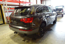 Load image into Gallery viewer, RADIATOR Audi Q7 2007 07 2008 08 2009 09 2010 10 - NW131925