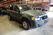 Load image into Gallery viewer, Floor Shifter Ford Escape 2007 - NW77260
