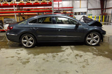 Load image into Gallery viewer, MULTIPLEX CONTROL MODULE COMPUTER Volkswagen CC 09 10 11 12 13 - NW38677