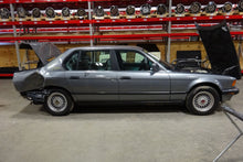 Load image into Gallery viewer, CRUISE CONTROL COMPUTER BMW 525I 535I 750I M5 88 - 91 - NW30399