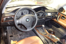 Load image into Gallery viewer, SPEEDOMETER CLUSTER 323i 328i X1 07 08 09 10 11 12 13 14 15 - NW318111