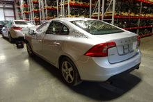 Load image into Gallery viewer, RADIO CONTROL PANEL Volvo C70 S60 S80 XC60 XC70 2011 11 2012 12 2013 13 - NW140329