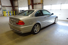 Load image into Gallery viewer, AIR BAG COMPUTER X5 M3 320i 2001 01 02 03 04 05 06 - NW29256