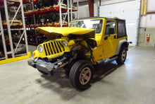 Load image into Gallery viewer, PARKLAMP Jeep Wrangler 2001 01 2002 02 2003 03 04 05 06 Right - NW81604