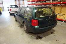 Load image into Gallery viewer, POWER STEERING PUMP AUDI A4 PASSAT 97 98 99 00 01 02 03 - NW164192