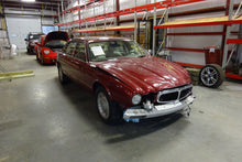 Load image into Gallery viewer, Window rain sensing computer Jaguar XK8 XJ8 2000 00 01 02 03 04 05 06 - NW33056