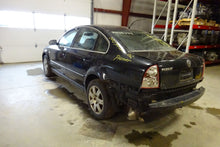 Load image into Gallery viewer, PARKLAMP VW Passat 2001 01 2002 02 03 04 05 Left - NW83697