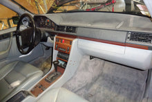 Load image into Gallery viewer, PARKLAMP Mercedes 260E 300E 300D 86 87 88 - 92 93 Right - NW83235