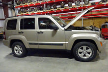 Load image into Gallery viewer, SIDE MARKER LAMP LIGHT Liberty 2008-2012 Bumper Mounted Right - NW81644