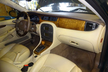 Load image into Gallery viewer, Park Lamp Light Jaguar X Type 2006 - NW82762