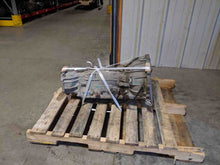 Load image into Gallery viewer, Floor Shifter Toyota 4 Runner 2003 - NW78301