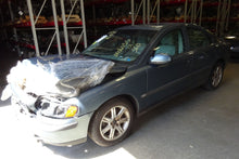 Load image into Gallery viewer, ECU ECM COMPUTER Volvo V70 S60 2001 01 02 NON TURBO - NW63046