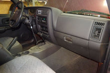 Load image into Gallery viewer, TURN SIGNAL LIGHT LAMP Jeep Cherokee 97 98 99 00 01 Left - NW81565