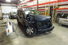 Load image into Gallery viewer, TRANSFER CASE Titan Pathfinder Frontier 2005 05 06 07 08 09 10 11 12 13 Auto - NW176827
