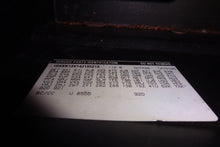 Load image into Gallery viewer, PARKLAMP Sierra 1500 3500 2500 Yukon 1999 99 00 01 02 03 04 05 06 07 Left - NW81543