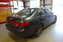 Load image into Gallery viewer, CONDENSER FAN ASSEMBLY Honda Accord 2005 05 2006 06 2007 07 3.0L - NW63975