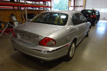 Load image into Gallery viewer, Parklamp S Type X Type 2004 04 2005 05 06 07 08 09 - NW82744