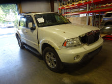Load image into Gallery viewer, FOG LAMP LIGHT F150 Pickup Aviator 2001-2005 Bumper Mounted - NW81669