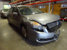 Load image into Gallery viewer, GRILLE Nissan Altima 2007 07 2008 08 2009 09 Sedan - NW98332