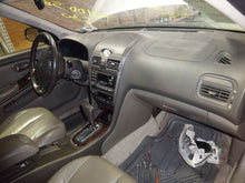 Load image into Gallery viewer, Park Lamp Light INFINITI I30 2001 - NW82559
