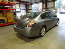 Load image into Gallery viewer, FRONT SPINDLE Nissan Altima Maxima 2007 07 2008 08 09 10 11 12 13 Right - NW165710