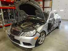 Load image into Gallery viewer, SIDE MARKER LAMP LIGHT E300 E350 E400 E550 E63 10 11 12 13 Right - NW83104