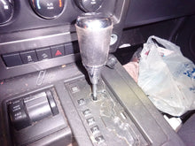 Load image into Gallery viewer, TRANSFER CASE Liberty 2008 08 2009 09 2010 10 2011 11 2012 12 - NW176554