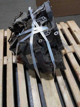 Load image into Gallery viewer, FOG LAMP LIGHT Ford Five Hundred 05 06 07 Bumper Mounted Left - NW81480