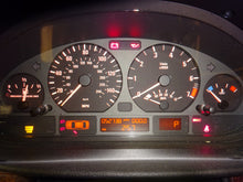 Load image into Gallery viewer, RADIO AM FM CD 330i 325i 2005 05 AM FM CD - NW136294