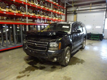 Load image into Gallery viewer, FOG LIGHT Yukon G8 Tahoe Camarao 2007 07 2008 08 2009 09 2010 10 11 12 13 - NW81542