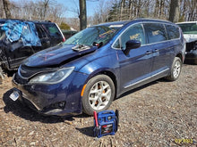 Load image into Gallery viewer, Transmission Chrysler Pacifica 2017 - MM2682544