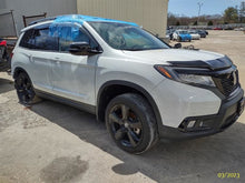 Load image into Gallery viewer, Radio Honda Passport 2021 - MM2683094
