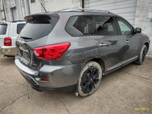 Load image into Gallery viewer, TRANSFER CASE QX60 Murano Murano Cross Cabriolet Pathfinder 13-17 - MM2663093