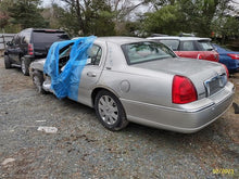 Load image into Gallery viewer, ECU ECM COMPUTER Lincoln Town Car 2005 05 - MM2660768