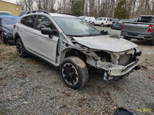 Load image into Gallery viewer, Alternator XV CROSSTREK 2021 - MM2680097