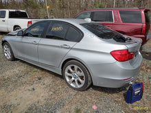 Load image into Gallery viewer, TRANSFER CASE 228I 320i 328D 328i 328I GT 335i 335i GT 428i 435i 12-15 - MM2688012