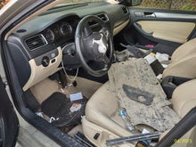 Load image into Gallery viewer, AC A/C AIR CONDITIONING COMPRESSOR Jetta 2013 13 2014 14 - MM2738842