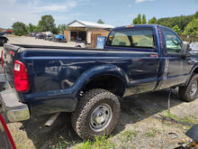 Load image into Gallery viewer, TRANSFER CASE F250SD Pickup F350SD Pickup F450SD Pickup F550SD Pickup 03-10 - MM2782023