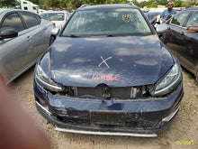 Load image into Gallery viewer, AC Compressor Volkswagen Golf 2018 - MM2767884