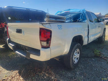 Load image into Gallery viewer, Radio Toyota Tacoma 2022 - MM2819965