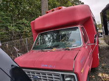 Load image into Gallery viewer, TRANSMISSION E250 Van E350 Van F250 Pickup F350 Pickup E350 89-91 2WD - MM2854057