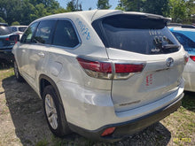 Load image into Gallery viewer, TRANSFER CASE RX350 RX350L Highlander Sienna Venza 2010-2019 - MM2790384
