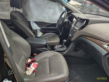 Load image into Gallery viewer, Transmission Hyundai Santa Fe 2017 - MM2804709